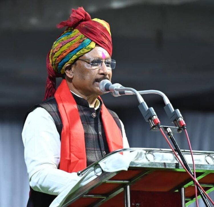 चन्द्रनाहू कुर्मी क्षत्रिय समाज के अधिवेशन में शामिल हुए मुख्यमंत्री  विष्णुदेव साय