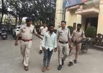 कॉलोनी से भगा ले जाकर किया दुष्कर्म और धमकी देकर छोड़ा, नाबालिग से दुष्कर्म के आरोप में गुंडा बदमाश विशाल ठाकुर गिरफ्तार