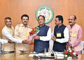 इंद्रावती नदी पर बैराज की स्वीकृति पर जगदलपुर नगर निगम के प्रतिनिधिमंडल ने मुख्यमंत्री का जताया आभार