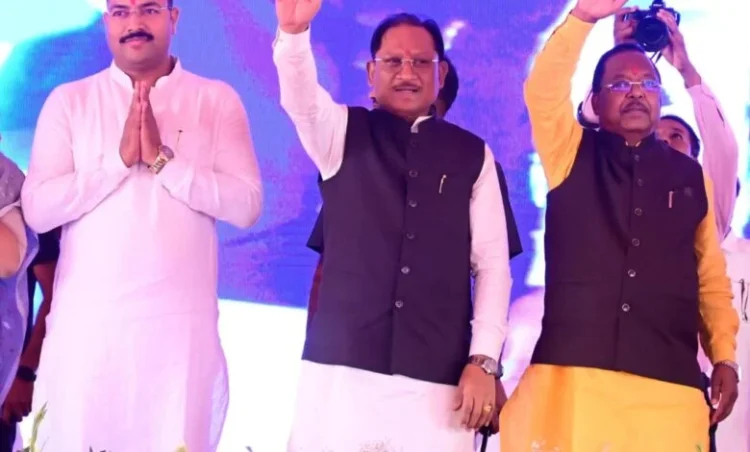 मुख्यमंत्री ने नवरात्रि की पावन बेला पर मां महामाया की धरा से सरगुजा ओलंपिक का किया शुभारंभ