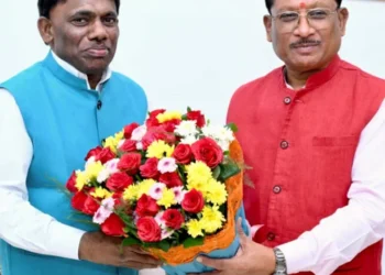 मुख्यमंत्री विष्णु देव साय से गोवा के खेल एवं जनजातीय कल्याण मंत्री रमेश तावड़कर की सौजन्य भेंट