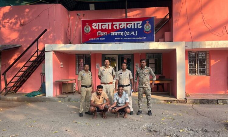 महिला पुलिसकर्मी के साथ बदसलूकी, लूटपाट मामले में दो और आरोपी गिरफ्तार*