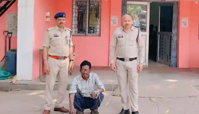 मारपीट में घायल युवक की मौत — तमनार पुलिस ने त्वरित कार्रवाई कर आरोपी को किया गिरफ्तार