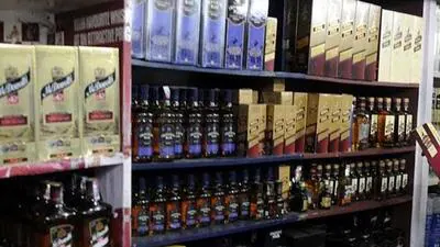 छत्तीसगढ़ में बड़ा फैसला: अब प्लास्टिक बोतलों में बिकेगी शराब, 2026-27 से लागू नई नीति