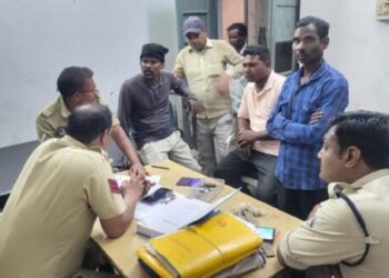 रायगढ़ में दर्दनाक सड़क हादसा; ब्रेकर पर ट्रैक्टर उछलने से गिरा 15 वर्षीय किशोर, मौके पर ही थमीं सांसें, आरोपी चालक ने रची थी कार एक्सीडेंट की झूठी कहानी, फुटेज देख उड़े होश, चालक फरार