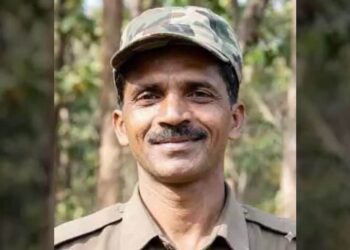 नक्सल विरोधी अभियान में बड़ा मोड़, कुख्यात माओवादी सोमन्ना ने आत्मसमर्पण किया