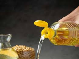 रसोई पर महंगाई की दोहरी मार! LPG के बाद खाने का तेल भी हुआ महंगा, अब प्रति लीटर चुकाने होंगे ज्यादा पैसे