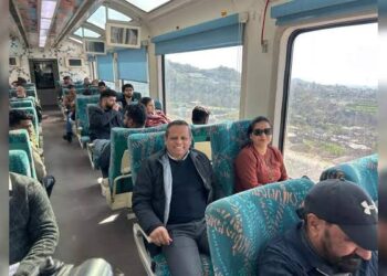 वीरता पुरस्कार विजेताओं को बड़ी सौगात: भारत सरकार ने दी ट्रेनों में आजीवन मुफ्त यात्रा की सुविधा