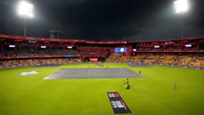 RCB फैंस के लिए बड़ी खबर,एम. चिन्नास्वामी स्टेडियम में क्रिकेट की धमाकेदार वापसी, जानिए IPL 2026 में कितने खेले जाएंगे मैच ?