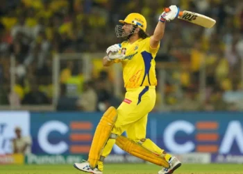 IPL 2026 में CSK को बड़ा झटका, शुरुआती मैचों से बाहर रहेंगे एमएस धोनी