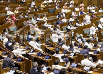 लोकसभा में सीटें बढ़ाने की तैयारी: 543 से 816 तक प्रस्ताव, महिलाओं के लिए 33% आरक्षण वाला बिल ला सकती है सरकार