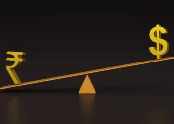 डॉलर के मुकाबले रुपया ₹93 के पार, ईरान-अमेरिका तनाव का असर; भारतीय मुद्रा पर बढ़ा दबाव