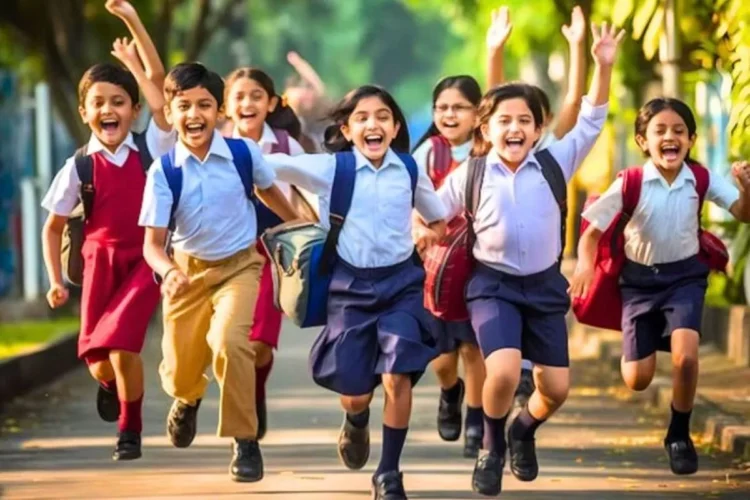 रायपुर में गर्मी का असर, इतने तारीख से बदलेंगी स्कूल टाइम; सुबह 7:30 बजे से लगेंगी कक्षाएं