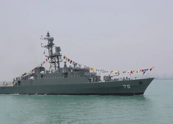 श्रीलंका के तट के पास ईरानी नौसेना का जहाज डूबा, 80 की मौत, कई लापता