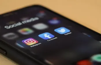 भारत के इस राज्य में बच्चों के लिए बैन हुआ सोशल मीडिया, 16 साल की उम्र से पहले नहीं कर पाएंगे यूज