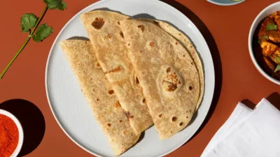 गेहूं की रोटी सेहत के लिए फायदेमंद या नुकसानदायक? जानिए किन लोगों को इससे दूरी बनानी चाहिए और क्यों ?