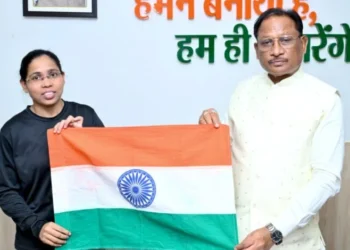 एवरेस्ट पर तिरंगा फहराने निकली छत्तीसगढ़ की बेटी, मुख्यमंत्री ने दी शुभकामनाएं