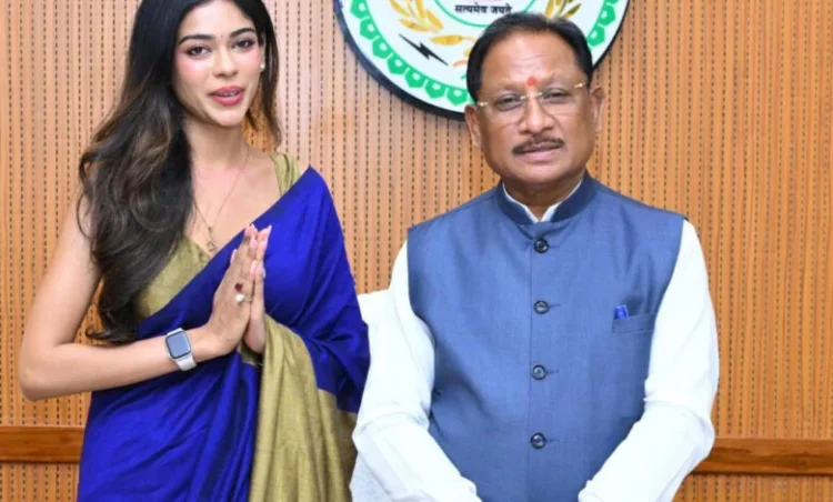 मुख्यमंत्री विष्णुदेव साय से मिस इंडिया छत्तीसगढ़ सुश्री अनुष्का सोन ने की सौजन्य मुलाकात : सदन का ऐतिहासिक सत्र सुनने विधानसभा पहुंची थी मिस इंडिया छत्तीसगढ़