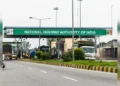 टोल प्लाजा पर बंद हुआ कैश ट्रांजैक्शन, FASTag न होने पर देना होगा जुर्माना