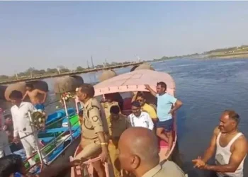 बड़ा हादसा; श्रद्धालुओं से भरा स्टीमर डूबने से 9 लोगों की मौत, कई अब भी लापता