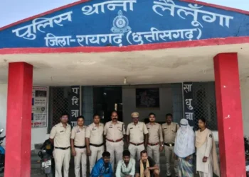 ऑपरेशन “आघात” के तहत अवैध शराब पर ताबड़तोड़ कार्रवाई — लैलूंगा में आबकारी विभाग और लैलूंगा पुलिस की संयुक्त कार्यवाही