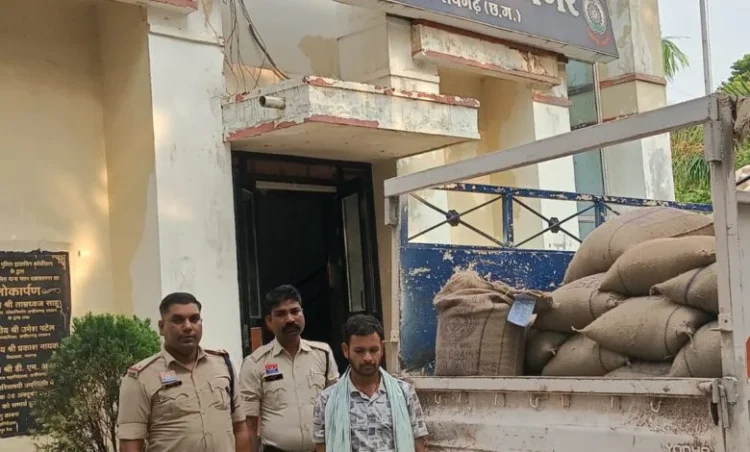 नाकाबंदी में चक्रधरनगर पुलिस की बड़ी कार्रवाई — 30 क्विंटल चावल पिकअप सहित जब्त
