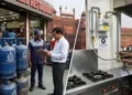 रेस्टोरेंट-ढाबा संचालकों के लिए नया नियम: PNG के लिए आवेदन जरूरी, तभी मिलेगा कमर्शियल गैस सिलेंडर