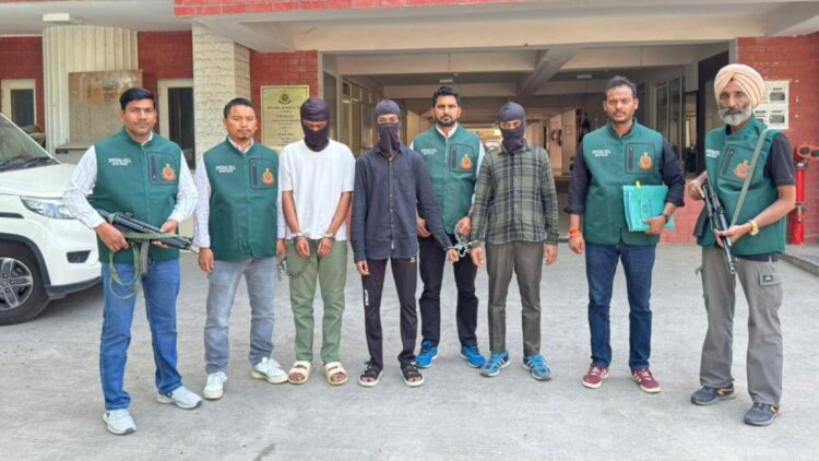 देश में बड़ी आतंकी साजिश नाकाम, 3 राज्यों से 4 आरोपी गिरफ्तार; IED और रेकी के सबूत बरामद