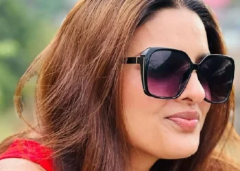 मशहूर एक्ट्रेस दिव्यांका सिरोही का निधन, अचानक तबीयत बिगड़ने के बाद बेहोश होकर गिरीं, 30 साल की उम्र में ली अंतिम सांस