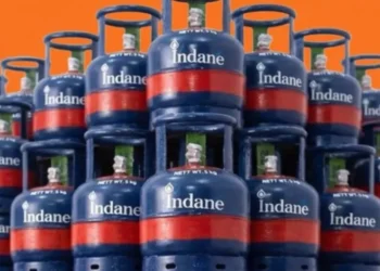 LPG संकट के बीच केंद्र का बड़ा फैसला; 5Kg सिलेंडर को लेकर राज्य सरकारों को लिखा पत्र, कहा- वितरण को प्राथमिकता दें