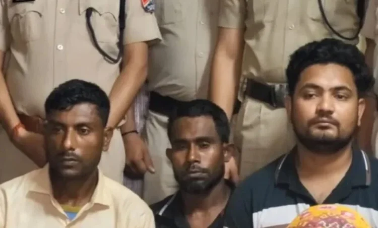 पश्चिम बंगाल में चुनाव के बीच सुरक्षा एजेंसियों को मिली बड़ी सफलता, 10 दिनों में 16 बांग्लादेशी गिरफ्तार