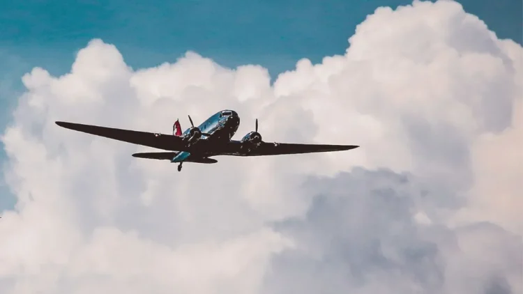 क्रीमिया में रूसी सैन्य विमान क्रैश, 29 लोगों की मौत; तकनीकी खराबी की आशंका