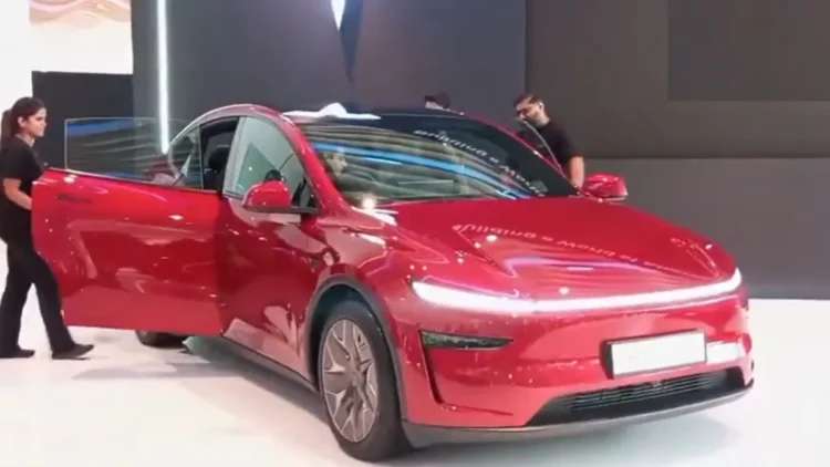 Tesla की नई Tesla Model Y L भारत में लॉन्च, 681Km रेंज के साथ प्रीमियम EV सेगमेंट में एंट्री