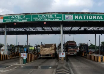 10 अप्रैल से टोल प्लाजा पर कैश पेमेंट बंद, FASTag से होगा भुगतान