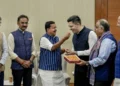 AAP को बड़ा झटका ,7 राज्यसभा सांसद बीजेपी में शामिल, सभापति से मिली मंजूरी