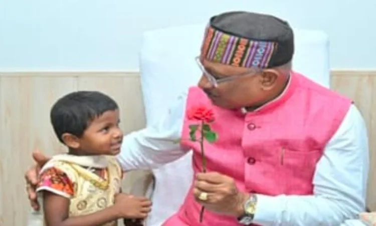 विशेष लेख : ‘बगिया से बस्तर’ तक गूंजा सुशासन का स्वर-जनता से सीधा संवाद बना विश्वास का आधार