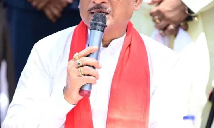 आम की छांव में बदले सपनों के मायने: मुख्यमंत्री ने कहा अब करोड़पति दीदी बनने की सोचिए