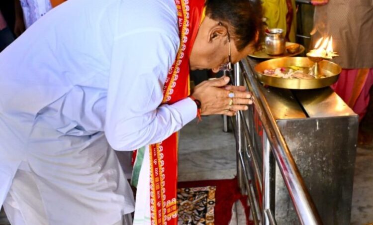 मुख्यमंत्री विष्णुदेव साय हरिनाम संकीर्तन नामयज्ञ में हुए शामिल