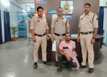 घर में घुसकर महिला से छेड़छाड़ और मारपीट करने वाला आरोपी गिरफ्तार
