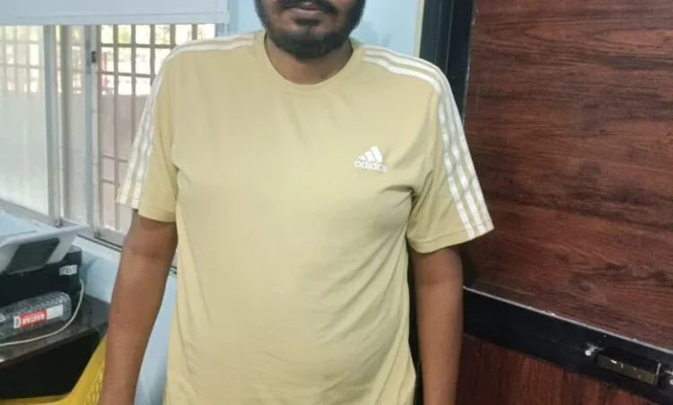 “ऑपरेशन तलाश” में रायगढ़ पुलिस को बड़ी सफलता, लाखों की धोखाधड़ी का फरार आरोपी जगदलपुर से गिरफ्तार