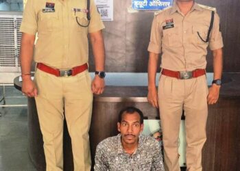 “नौकरी दिलाने” के नाम पर 3.38 लाख की ठगी, फर्जी नियुक्ति पत्र देकर युवती को बनाया शिकार, रायगढ़ पुलिस ने आरोपी को जशपुर से दबोचा