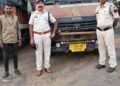 “ऑपरेशन_प्रहार” के तहत रायगढ़ पुलिस की बड़ी कार्रवाई— 4 माजदा वाहनों से 14 टन 700 किलो लोहा एवं टीना कबाड़ समेत 31 लाख की संपत्ति जब्त