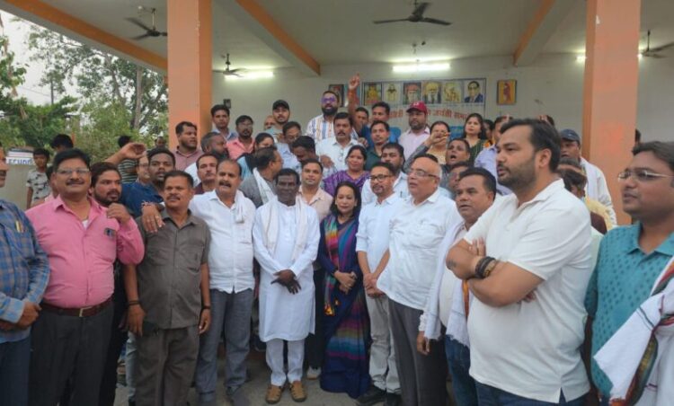 पूर्व प्रधानमंत्री राजीव गाँधी की पुण्यतिथि पर कांग्रेस ने दी श्रद्धांजलि
