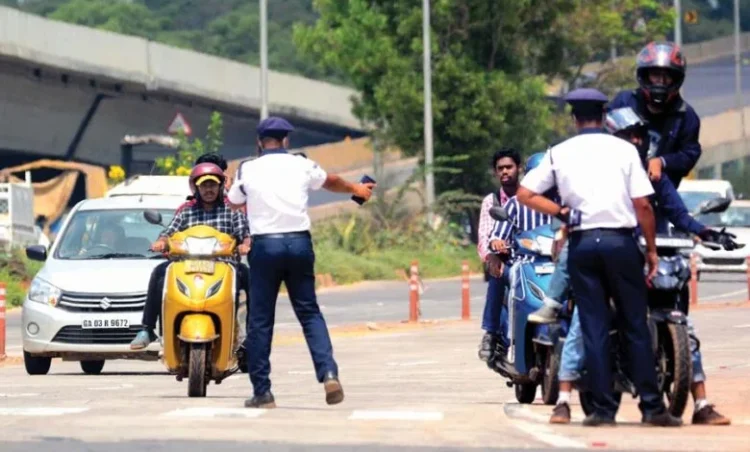 ट्रैफिक के सख्त नियम लागू, साल में 5 बार नियम तोड़ने पर सस्पेंड हो सकता है ड्राइविंग लाइसेंस