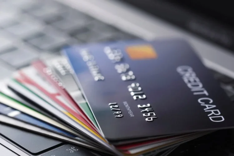 Credit Card यूजर्स को बड़ी राहत, अब ड्यू डेट पर पेमेंट नहीं करने पर नहीं लगेगी पेनल्टी, RBI ने इतने दिन का दिया ग्रेस पीरियड