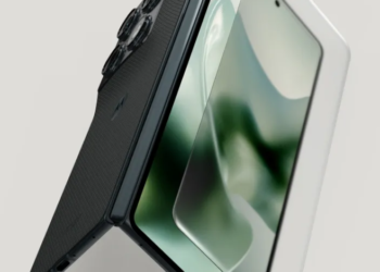 50MP ट्रिपल कैमरा के साथ Motorola का पहला Foldable फोन लॉन्च, जानें कीमत और फीचर्स