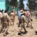 भाजपा नेता की बेरहमी से हत्या, आरोपी के घर बेकाबू भीड़ का पथराव और बुलडोजर भी चला