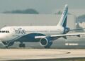 कोलकाता हवाई अड्डे पर बड़ा हादसा; अगरतला जा रही IndiGo की फ्लाइट पर गिरी बिजली, दो ग्राउंड स्टाफ घायल