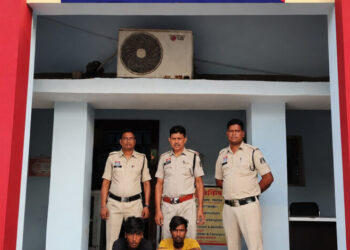 चौकी खरसिया पुलिस की त्वरित कार्रवाई, स्कूल चोरी मामले का 24 घंटे के भीतर खुलासा