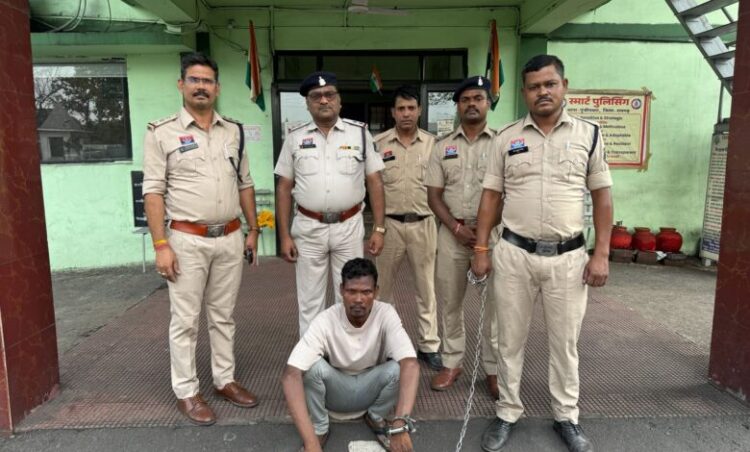 ब्लांइड मर्डर का खुलासा : तमनार-पूंजीपथरा मार्ग पर मिली जली हुई महिला की लाश के अंधे कत्ल का खुलासा, प्रेमी गिरफ्तार